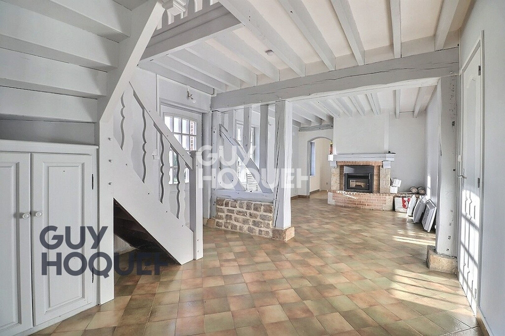 Propriété de caractère au coeur d'Orbec