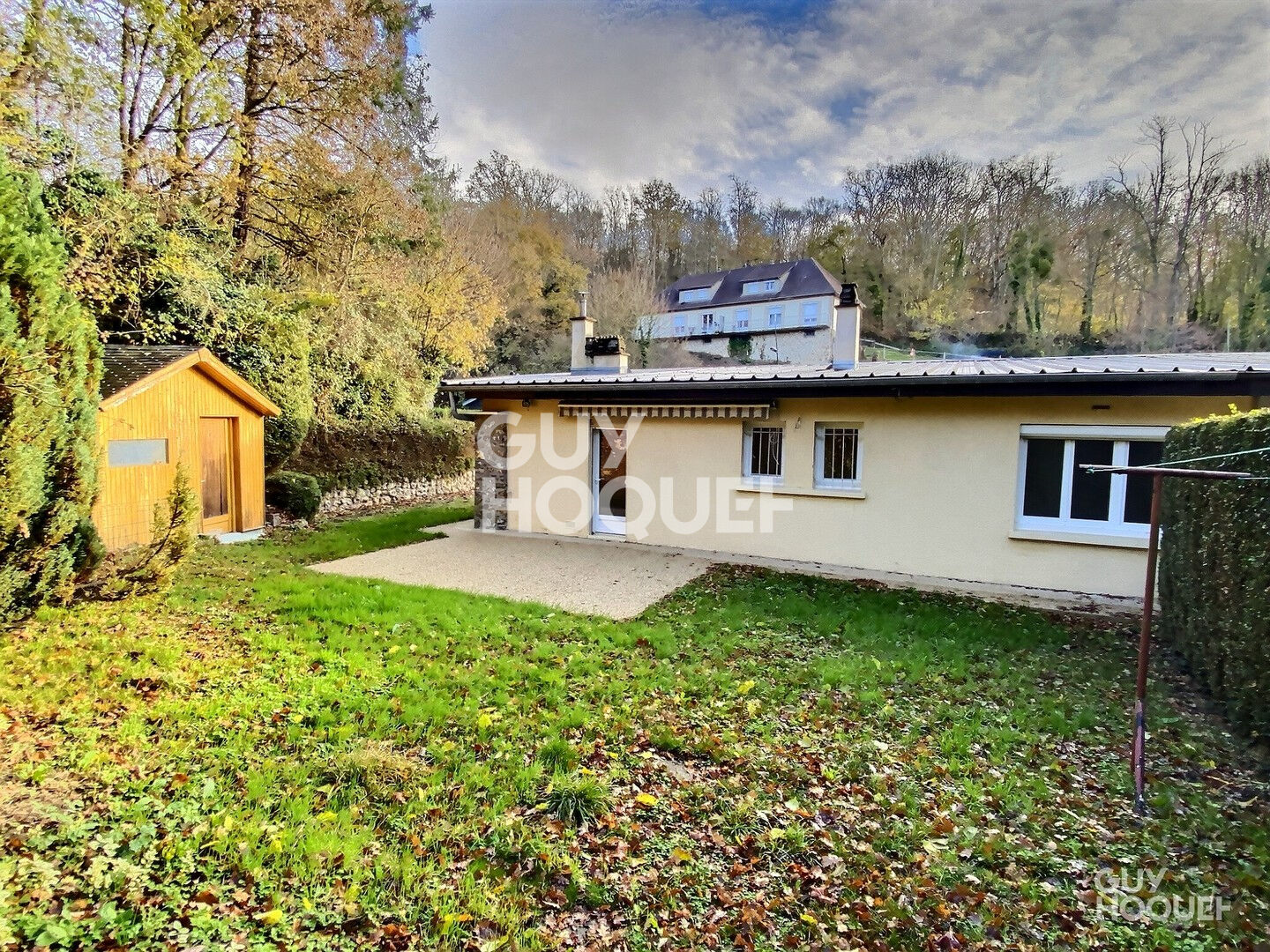 Beaumont le Roger, écoles, commerces et services accessibles à pied