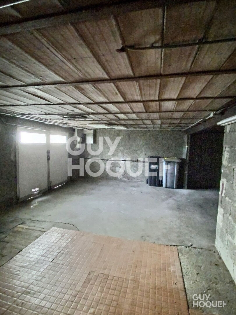 Beaumont le Roger, écoles, commerces et services accessibles à pied