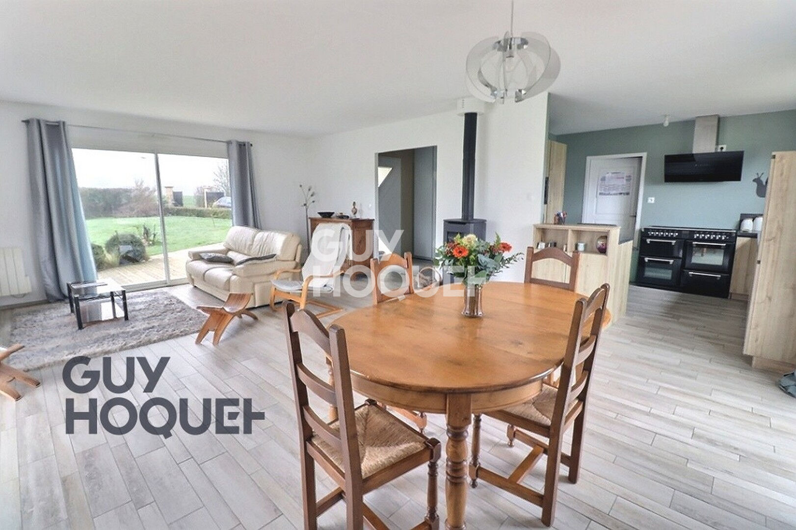 Axe Bernay//Pont-Audemer à la campagne dans un petit Hameau