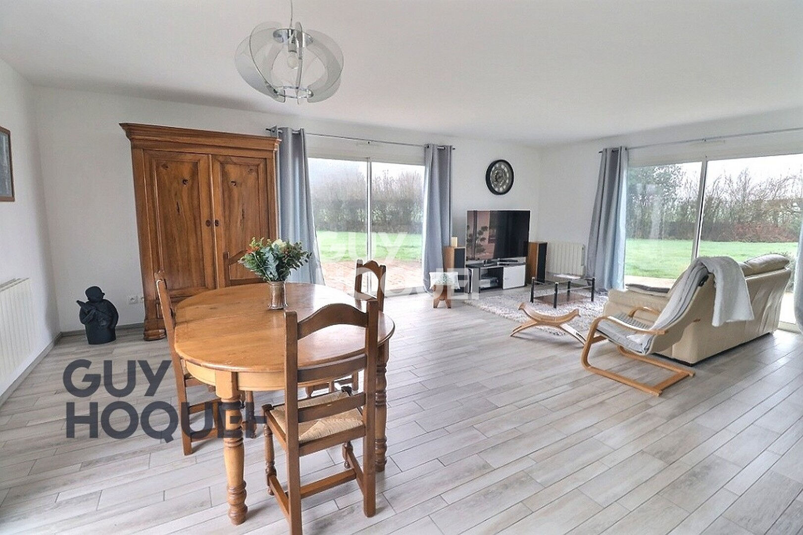 Axe Bernay//Pont-Audemer à la campagne dans un petit Hameau