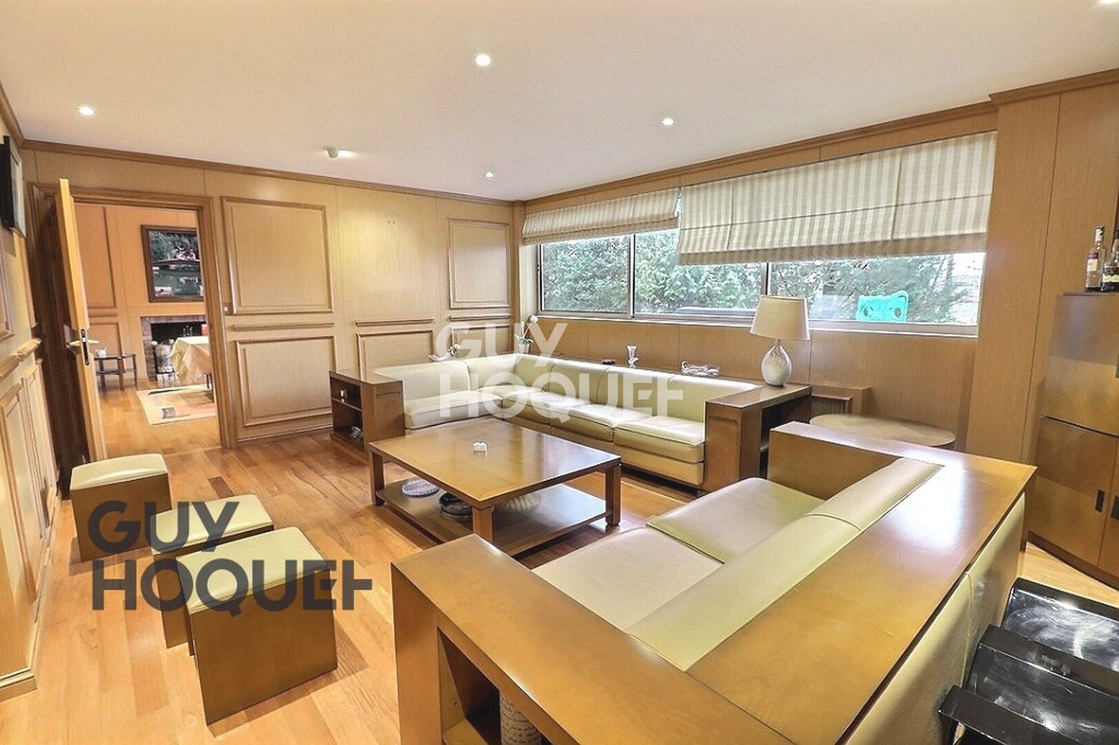 Bernay, 1 km de la Gare, 1h30 Parsi/St Lazare