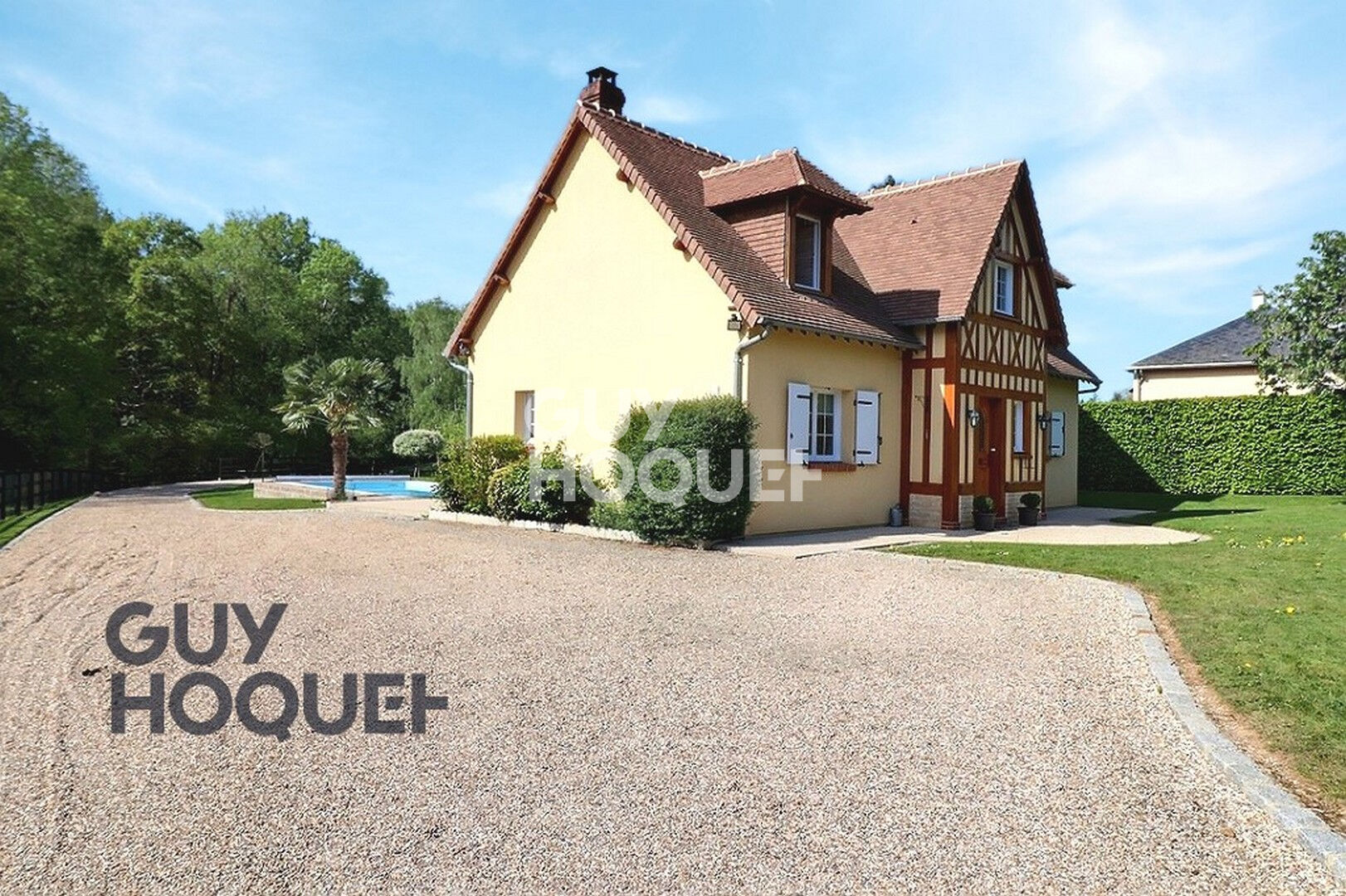 Maison traditionnelle dans un environnement agréable