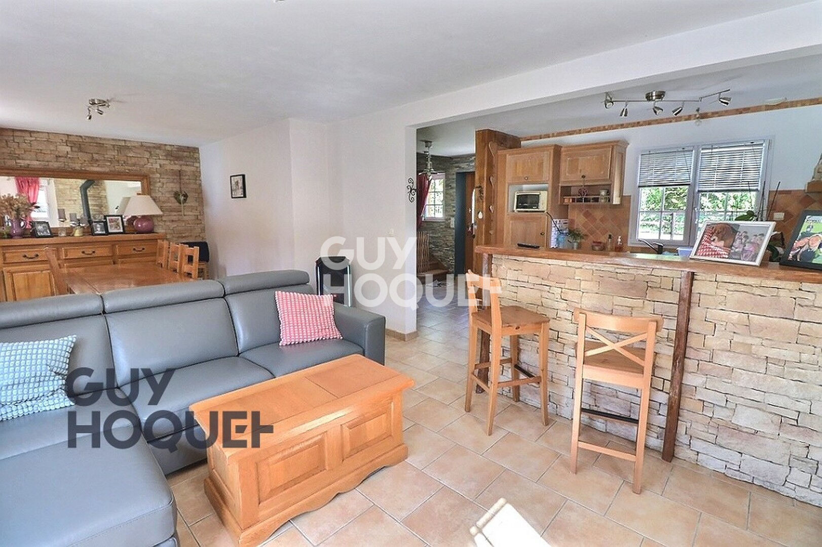 Maison traditionnelle dans un environnement agréable