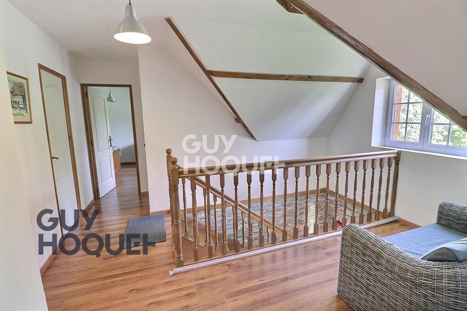 Maison traditionnelle dans un environnement agréable