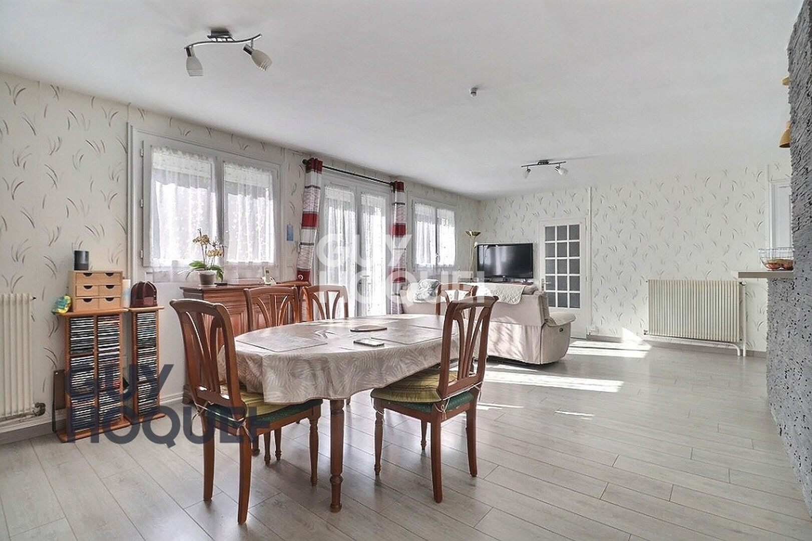 Bernay, à seulement 10 minutes à pied du centre-ville