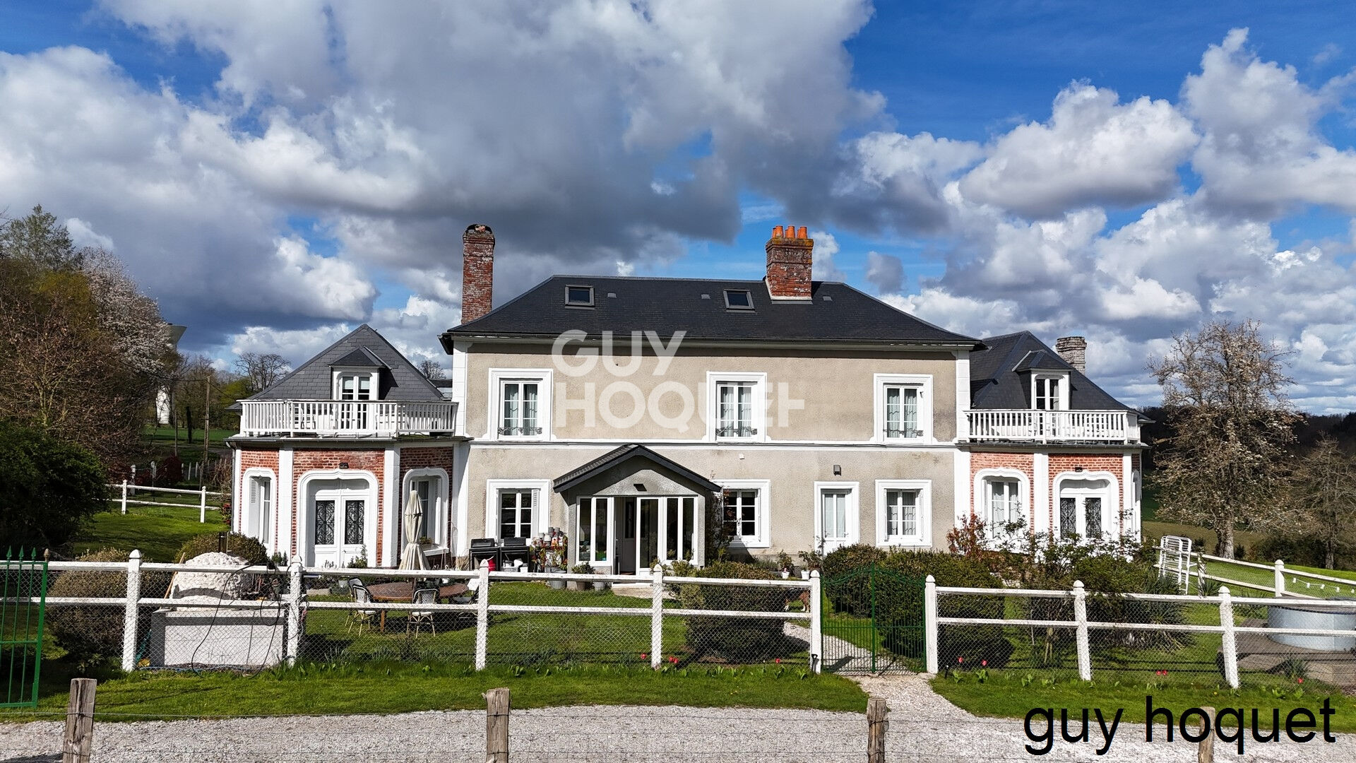 A deux pas de Bernay et de sa gare 1H20 Paris//St Lazare