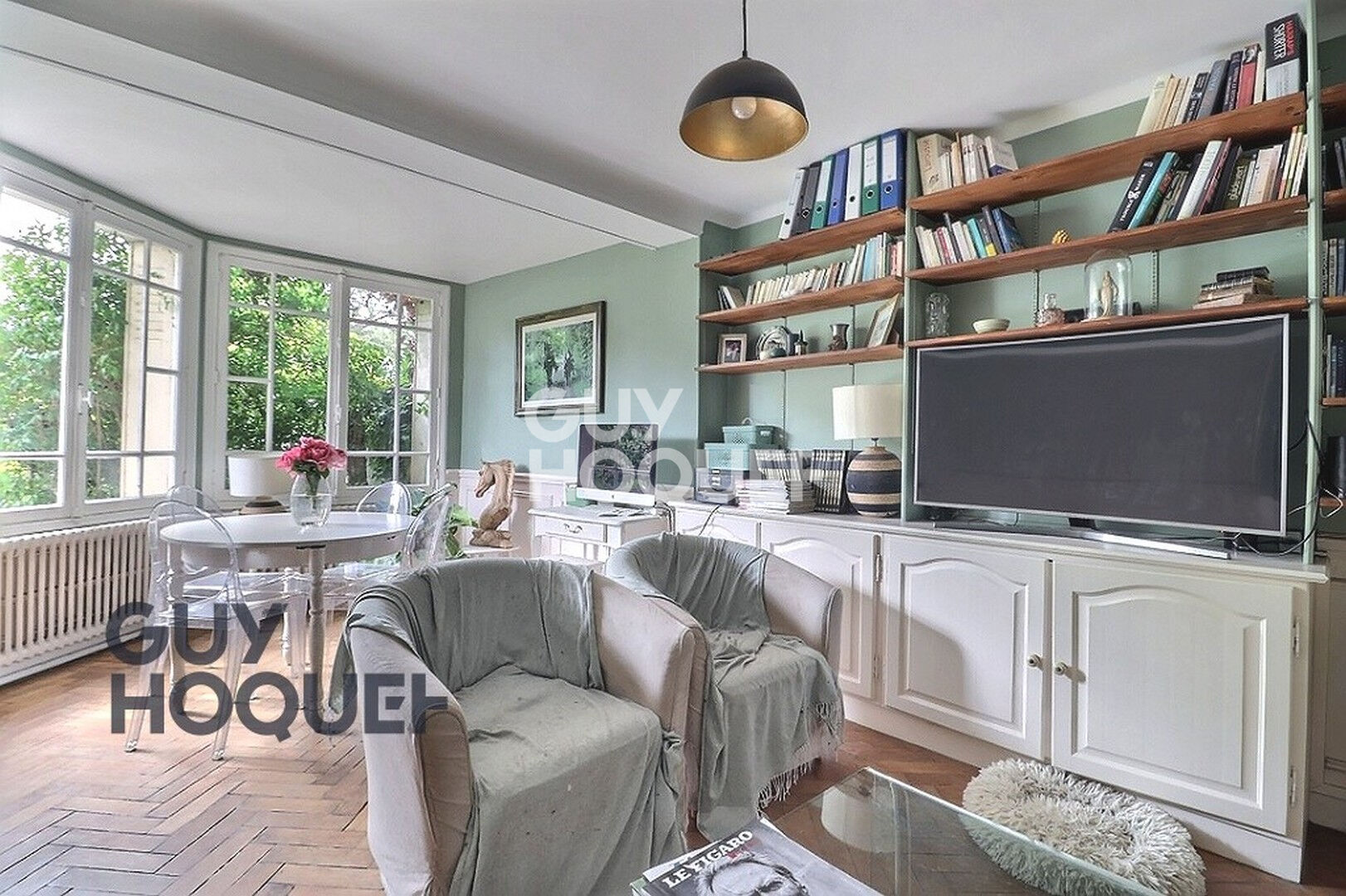 Ensemble immobilier au coeur de BERNAY