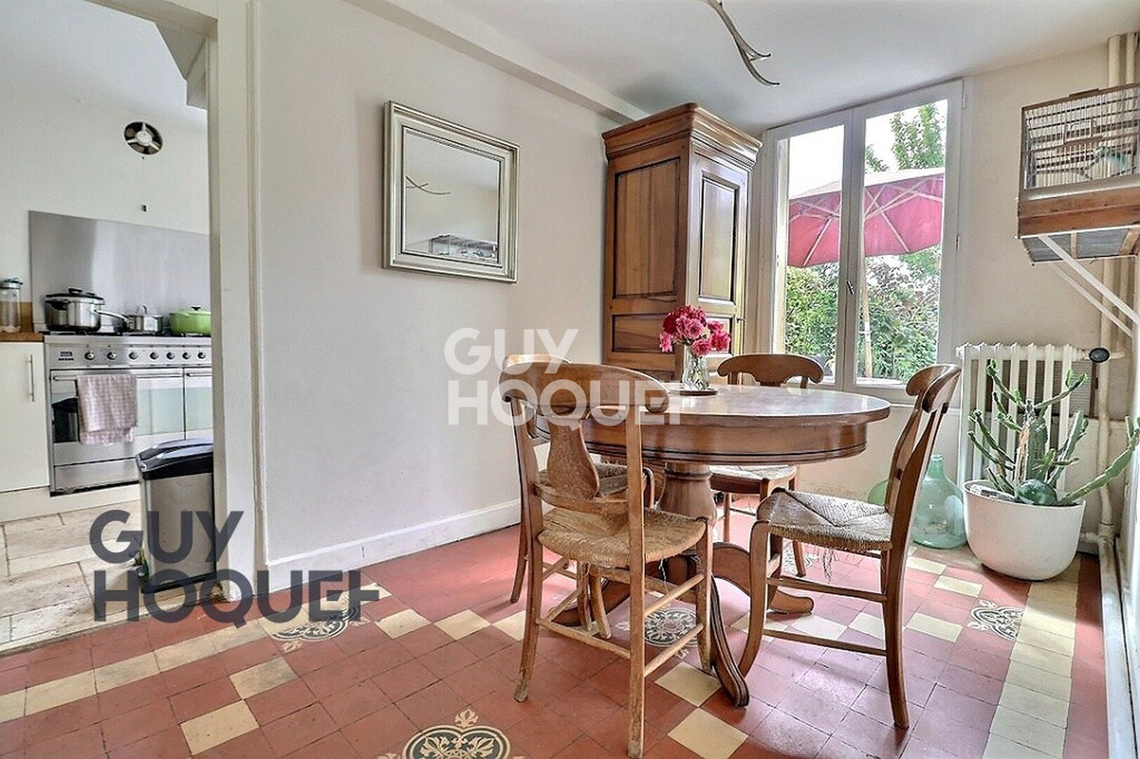 Ensemble immobilier au coeur de BERNAY