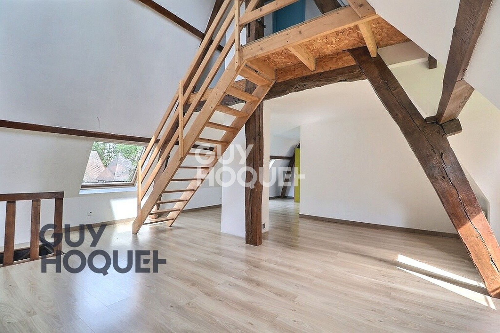 Axe Bernay/ Pont-Audemer, Ancien pressoir de 205m²