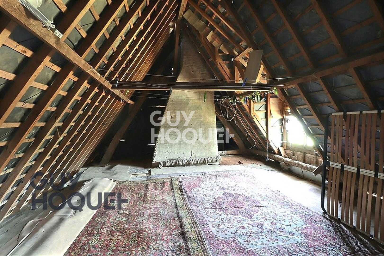 A seulement 5 km de Bernay, à la campagne dans un petit hameau .