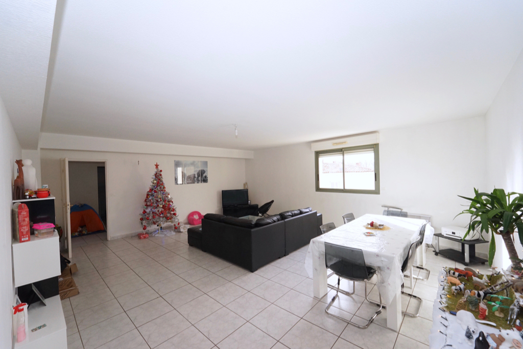 Appartement de 105,17 m² à vendre à BEZIERS (34500).