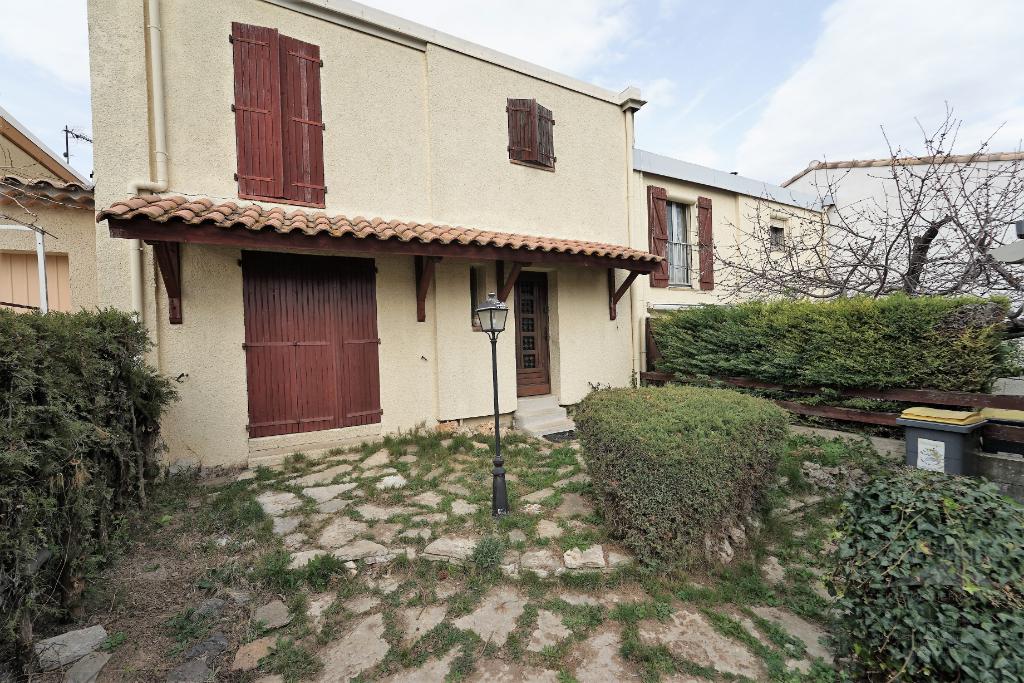 Maison 4 pièces d'environ 92,3 m² à vendre à BEZIERS (34500).