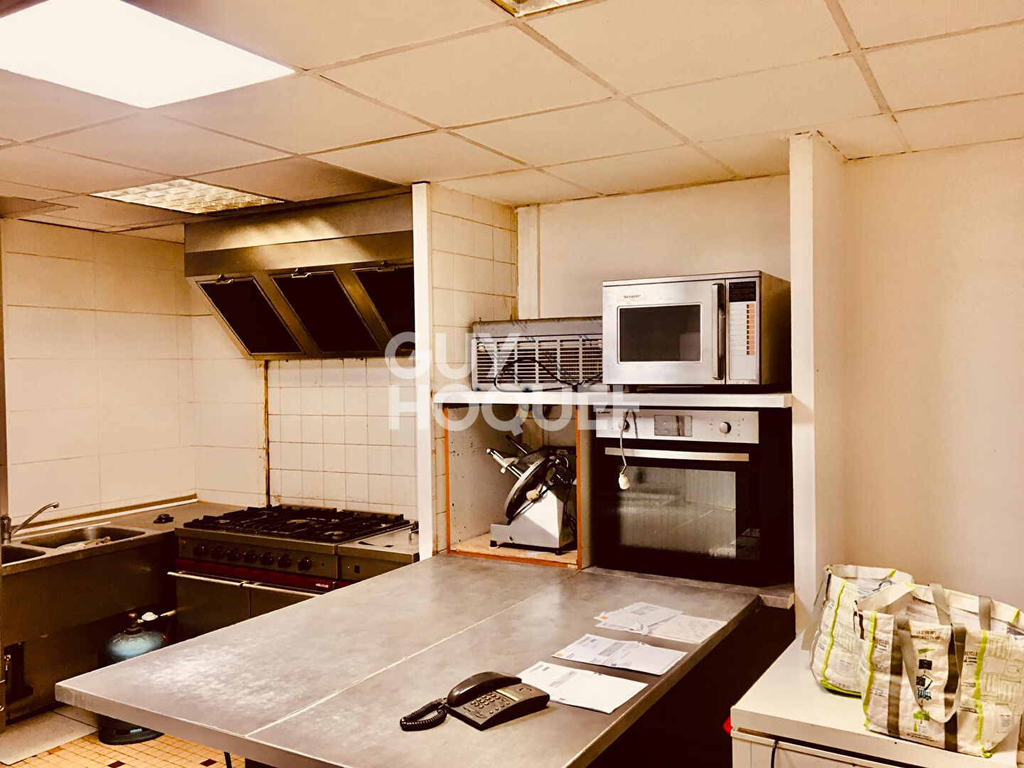 Murs commerciaux Hyper-Centre AUCAMVILLE