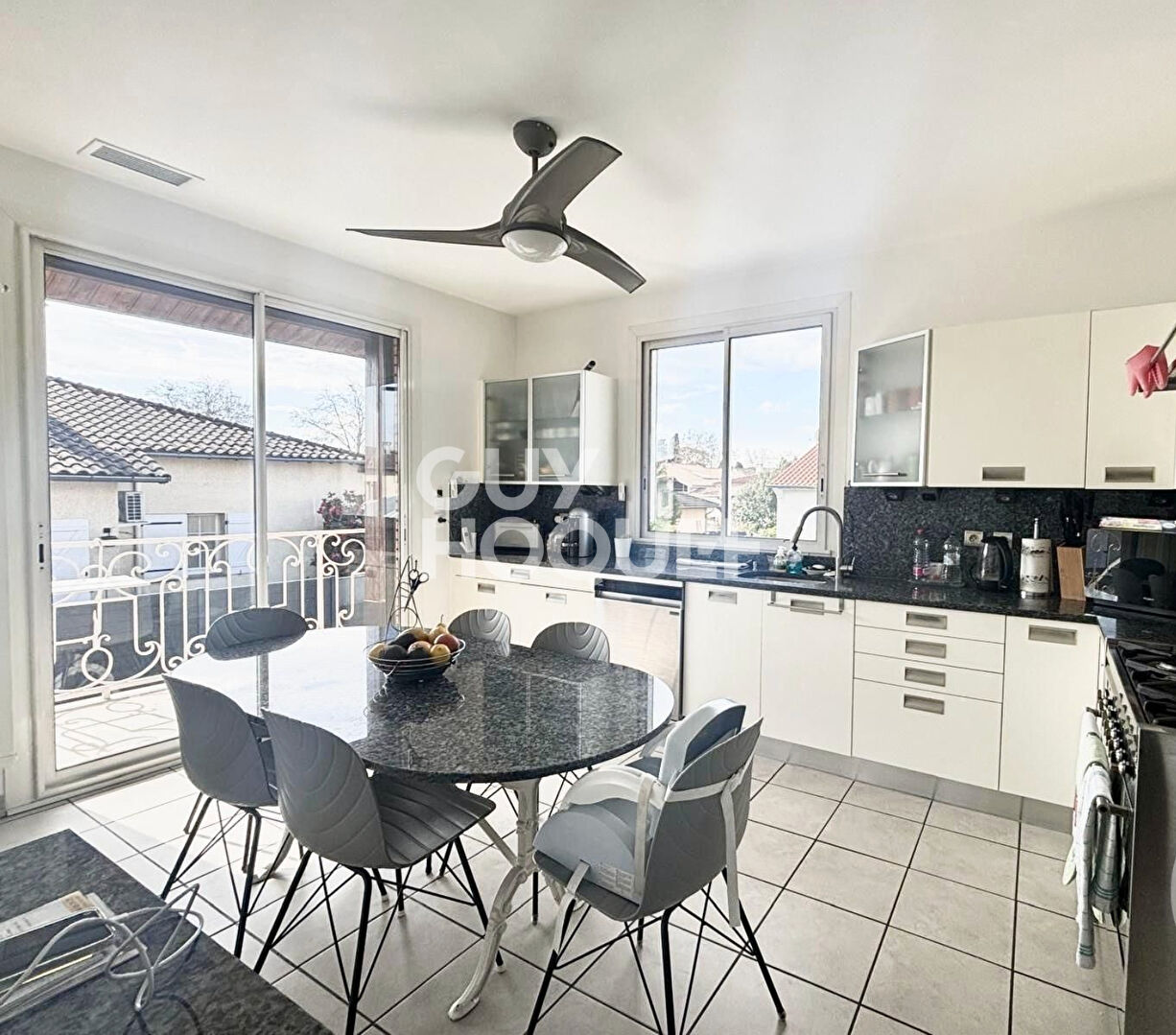 Maison familiale 9 pièces 300 m² Coeur de Saint-Jean