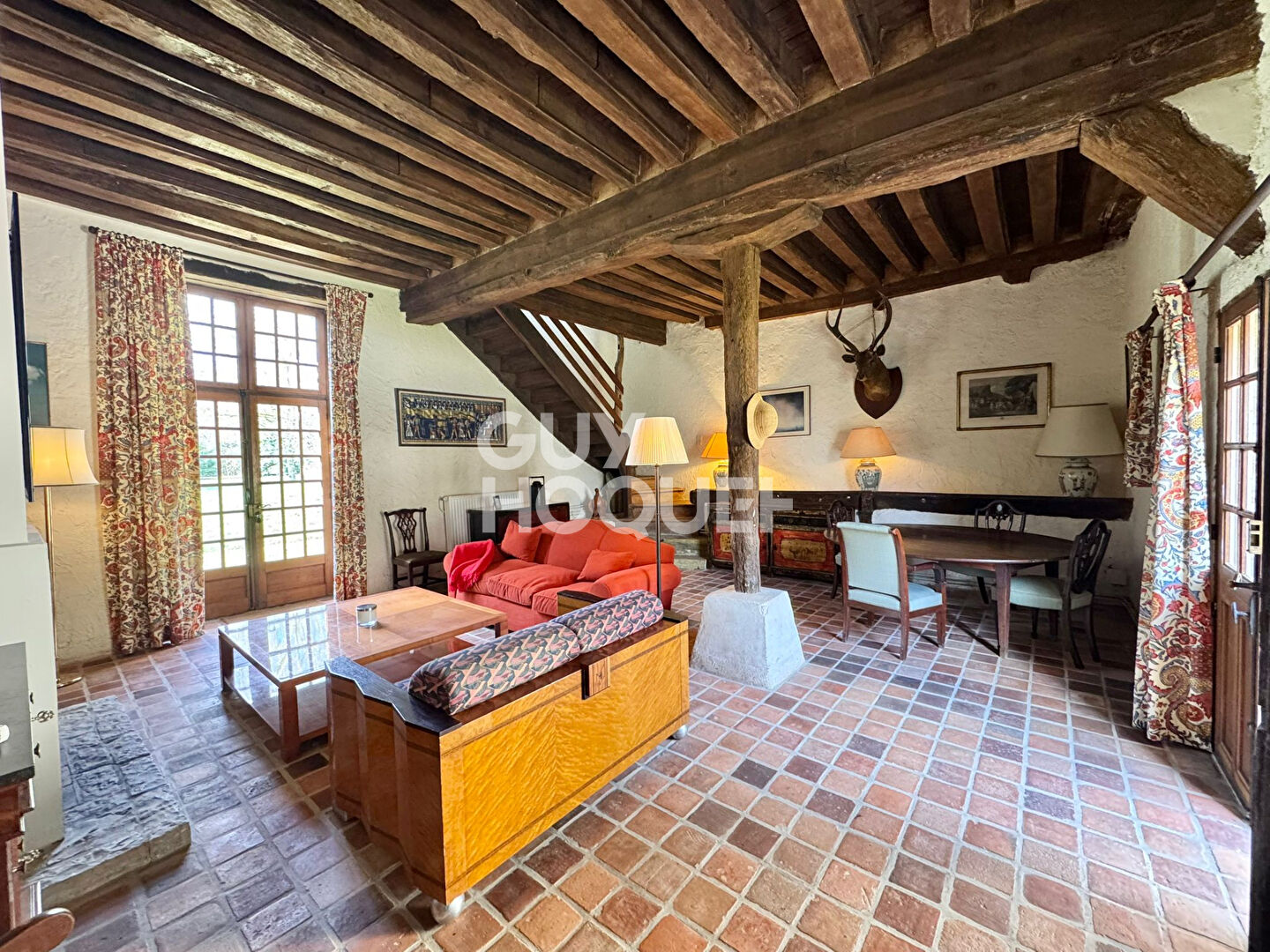 Maison Saint Vrain 7 pièce(s) 280 m2