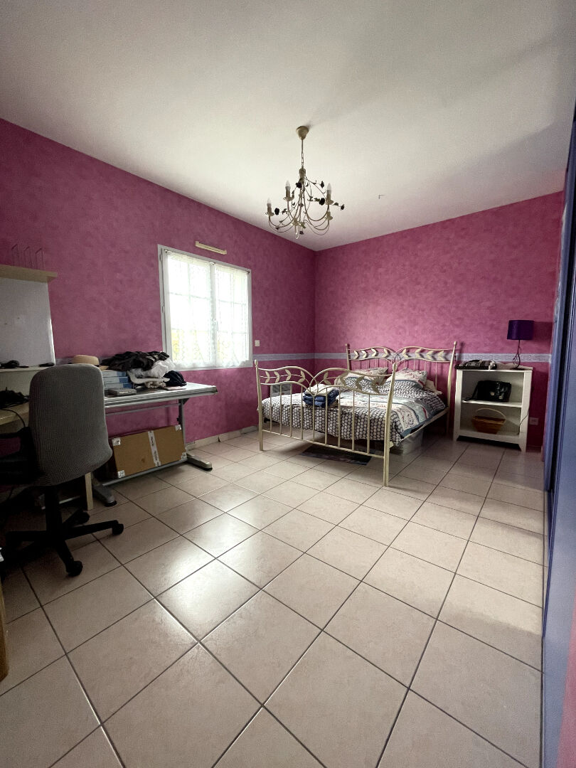 Maison Saint Andre De Cubzac 6 pièce(s) 182 m2