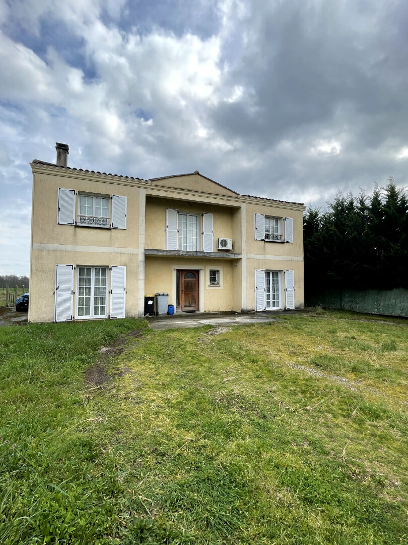 Maison Saint Andre De Cubzac 6 pièce(s) 182 m2