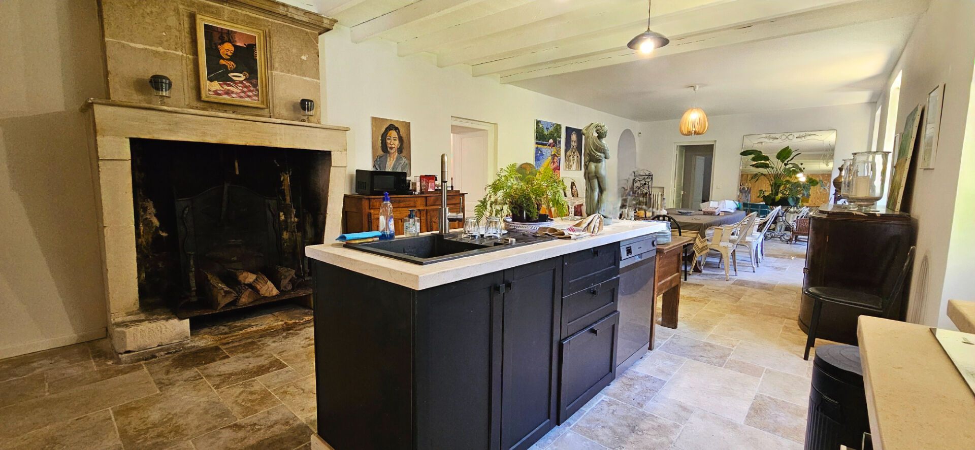 Grand Domaine 9 pièce(s) Saint-Dyzant-du-Gua 17240