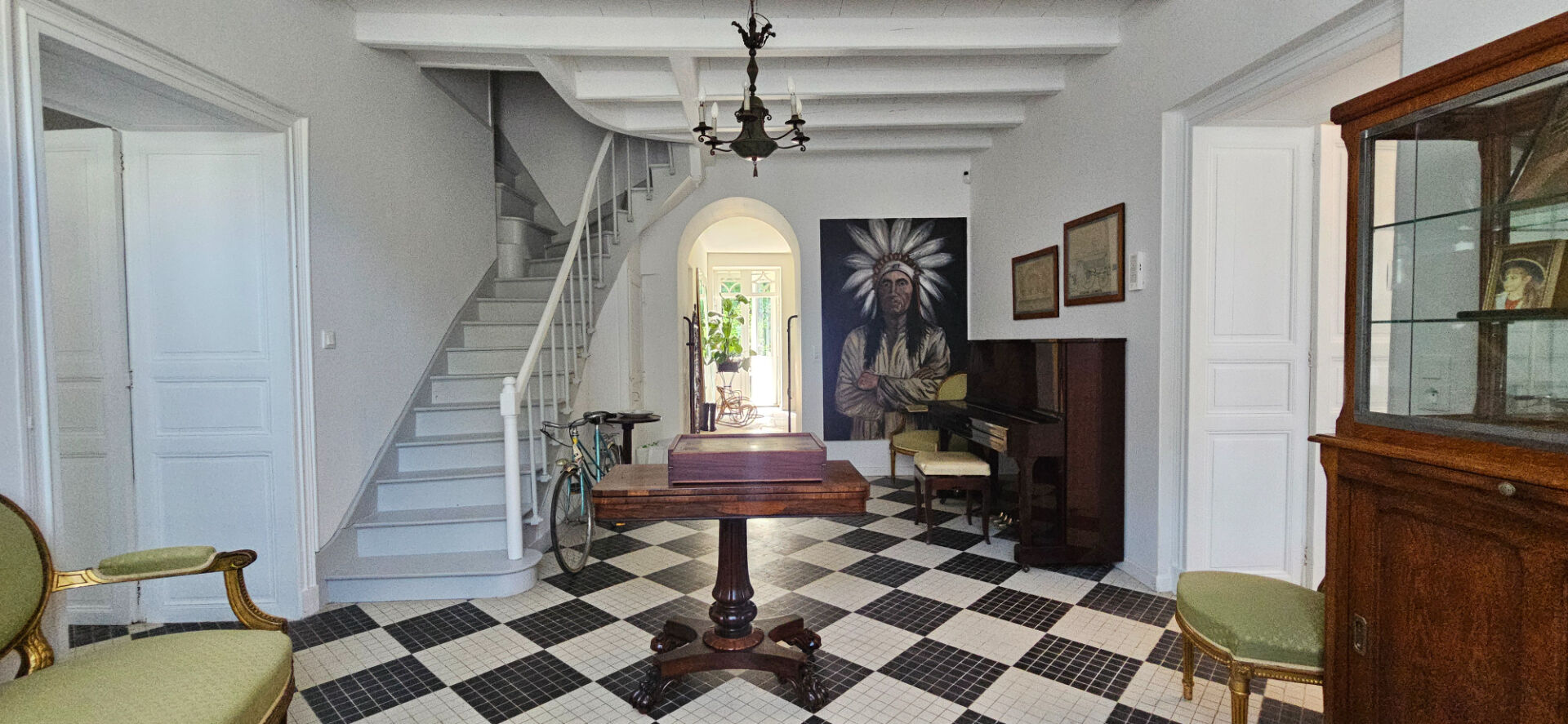 Grand Domaine 9 pièce(s) Saint-Dyzant-du-Gua 17240