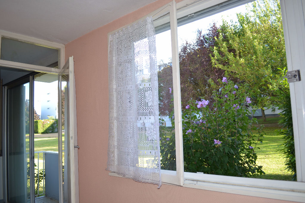 BRUGES CENTRE - T2 à rénover