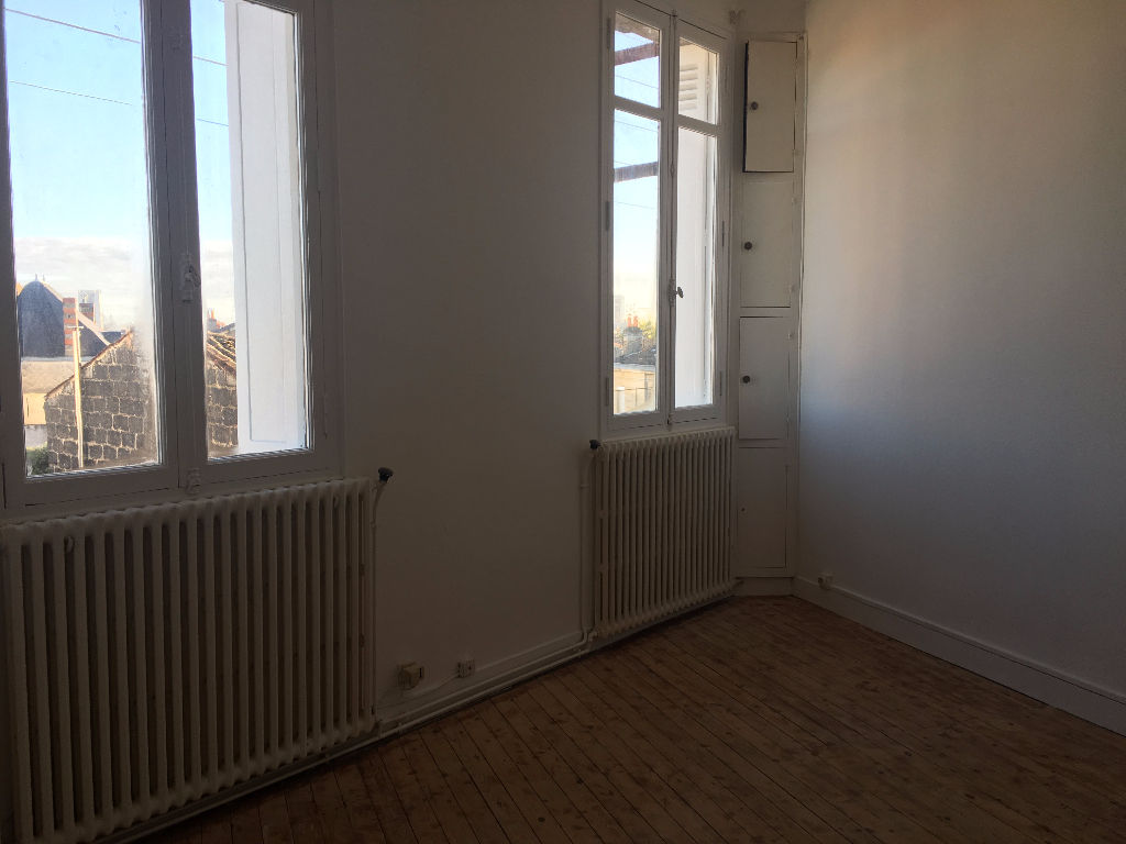 LE BOUSCAT - Appartement  à Louer 2 pièces