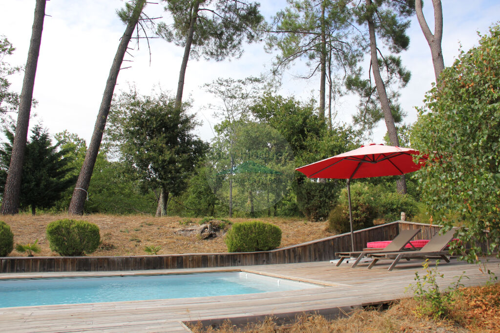 Maison Le Haillan 152m2 + Piscine & 1 600m2 de jardin