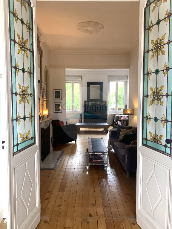 Duplex 5 pièces 170m² (dont 137 m2 carrez)