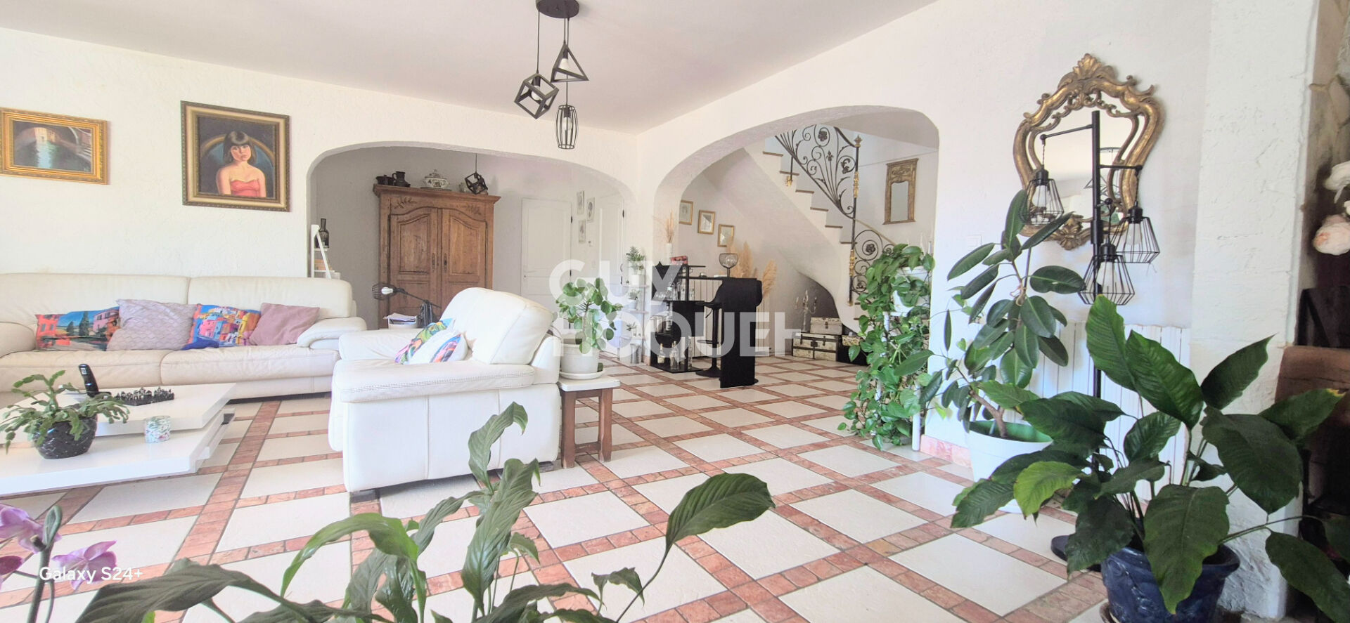 La Destrousse (13112), très belle propriété de 216 m2 habitables sur terrain de 3.105 m2