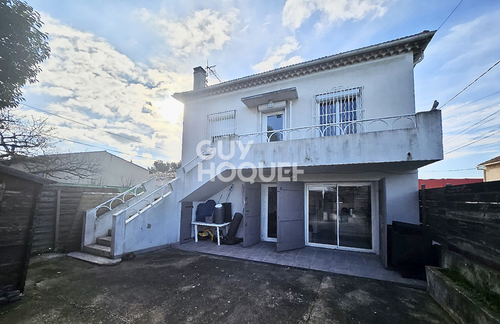 Maison Gardanne - 13120 - 3 pièce(s) 58 m2 avec extérieur 100 m2 env et  deux places de parking