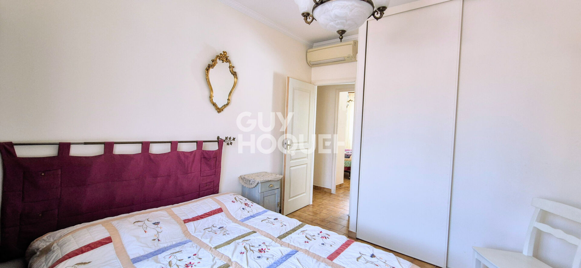 Luynes (13080), Maison de 130 m2 de plain pied  avec studio 24 m2, terrain de 536 m2 avec piscine