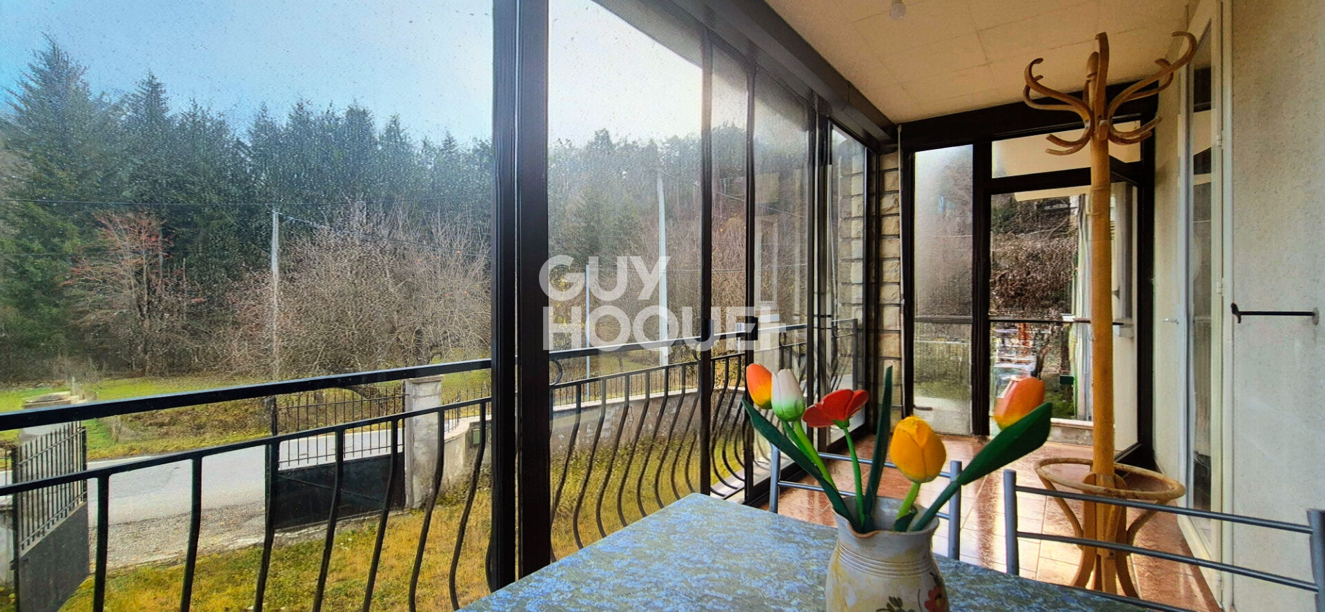 Maison familiale  Verdaches, offrant 2 logements 135 m2 sur terrain de 654 m2