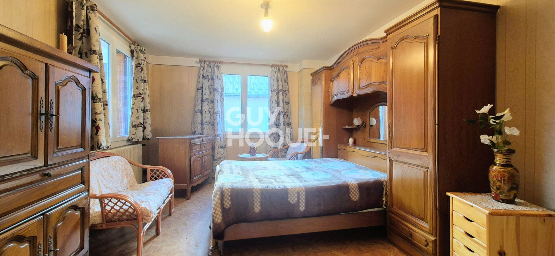 Maison familiale  Verdaches, offrant 2 logements 135 m2 sur terrain de 654 m2