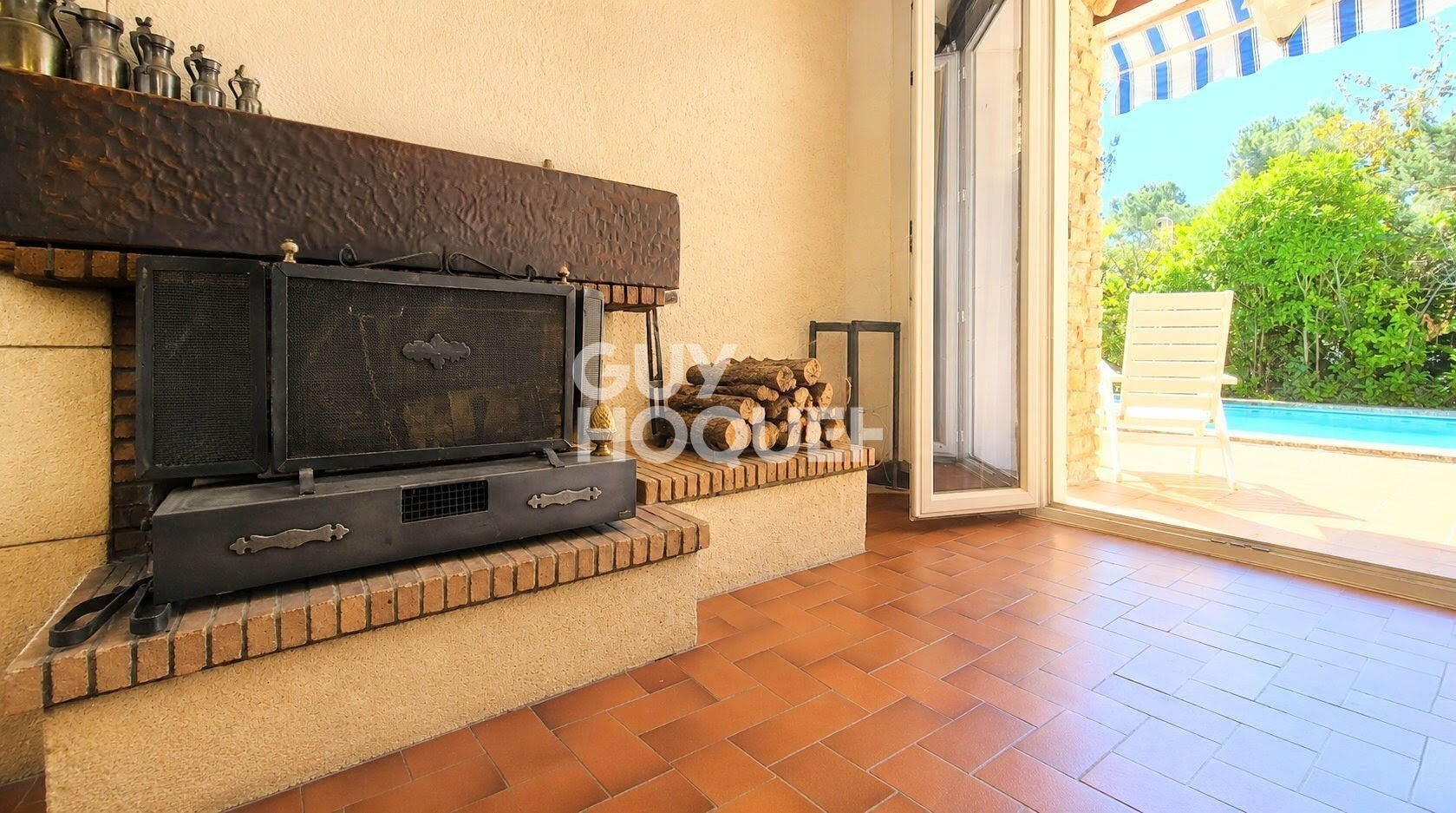 A Bouc Bel Air maison familiale de 4 chambres 110 m2 sur terrain de 1.430 m2 avec piscine