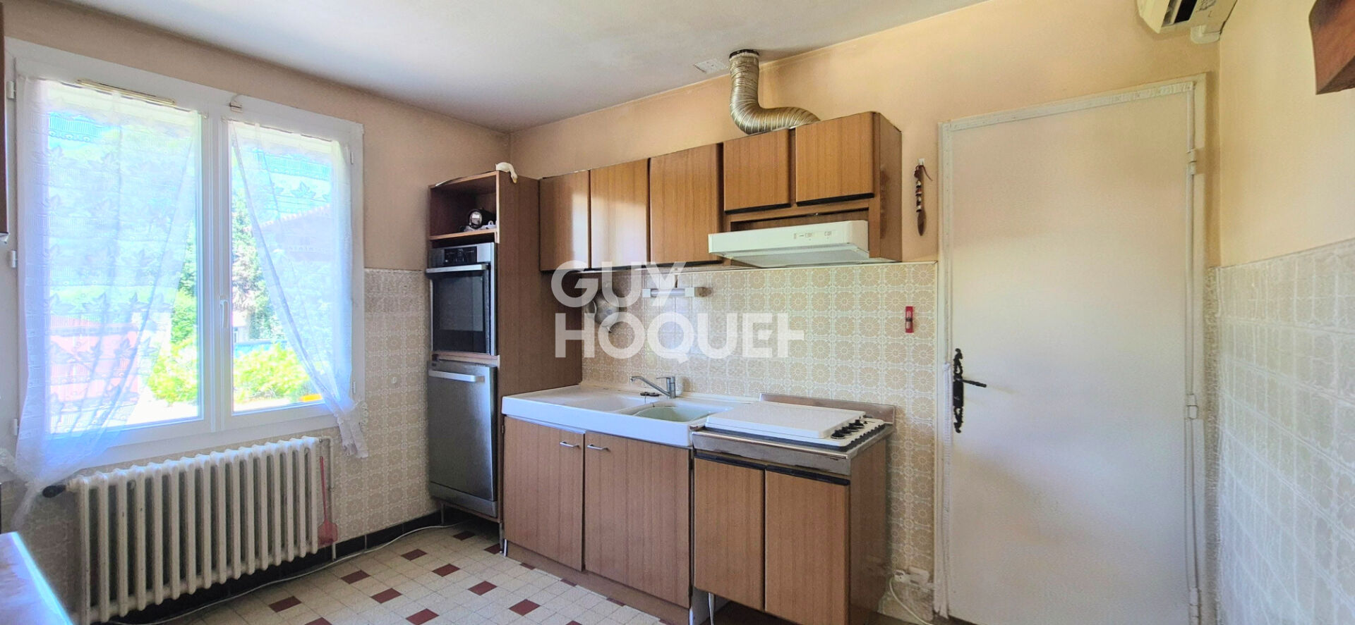 A Bouc Bel Air maison familiale de 4 chambres 110 m2 sur terrain de 1.430 m2 avec piscine