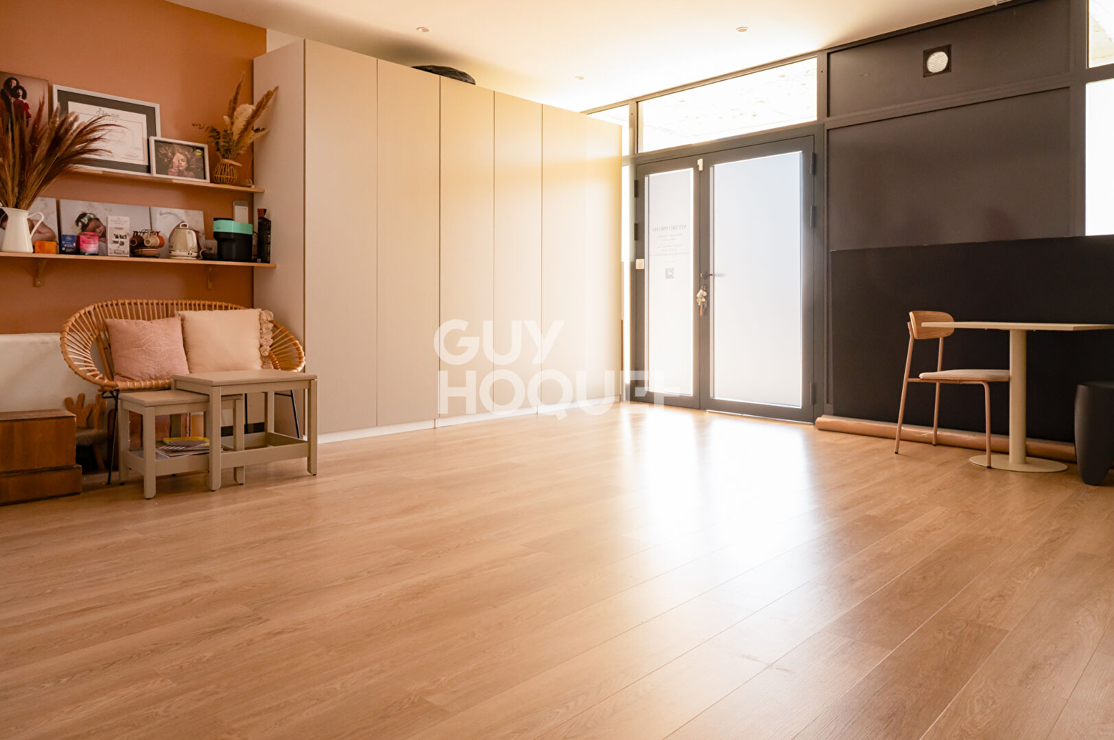 Bouc Bel Air Local commercial 47 m2 rénové 
