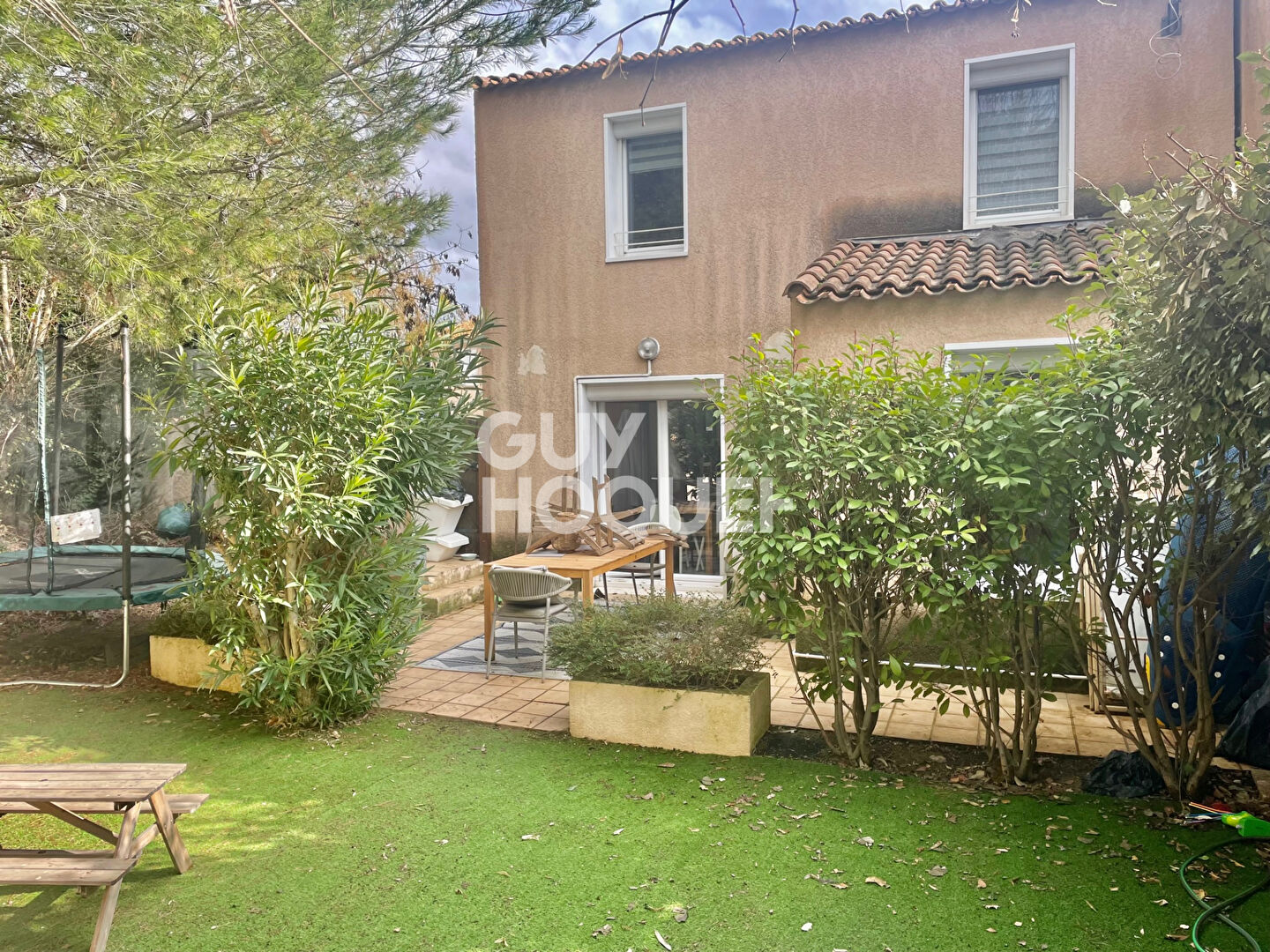 A Bouc Bel Air, maison 81 m2  de 3 chambres  avec jardin
