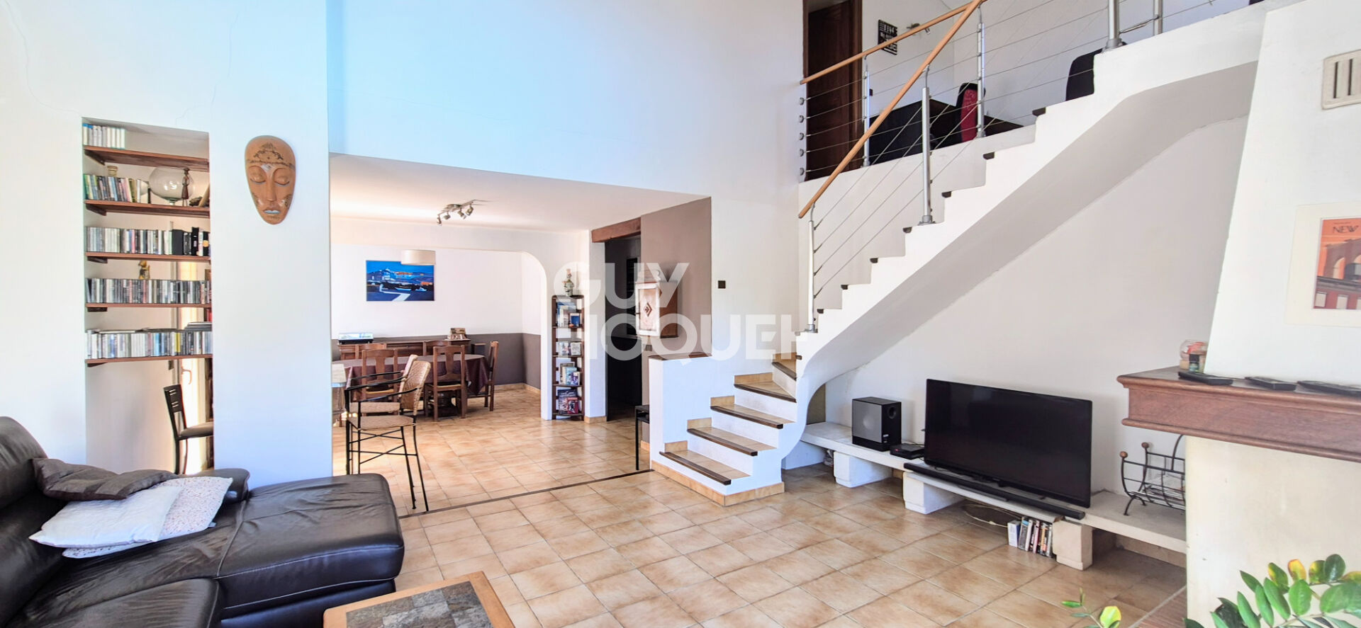 Bouc Bel Air, maison  de 129 m2 , 3 chambres , sur terrain de 540 m2 avec piscine