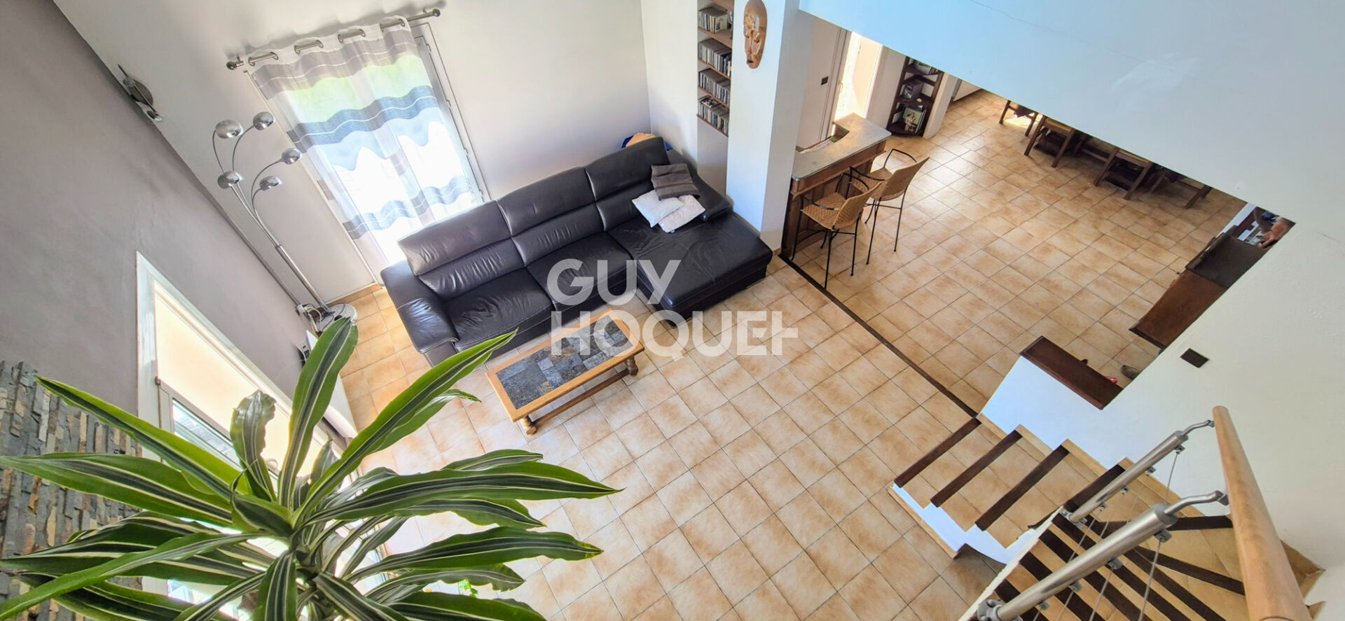 Bouc Bel Air, maison  de 129 m2 , 3 chambres , sur terrain de 540 m2 avec piscine