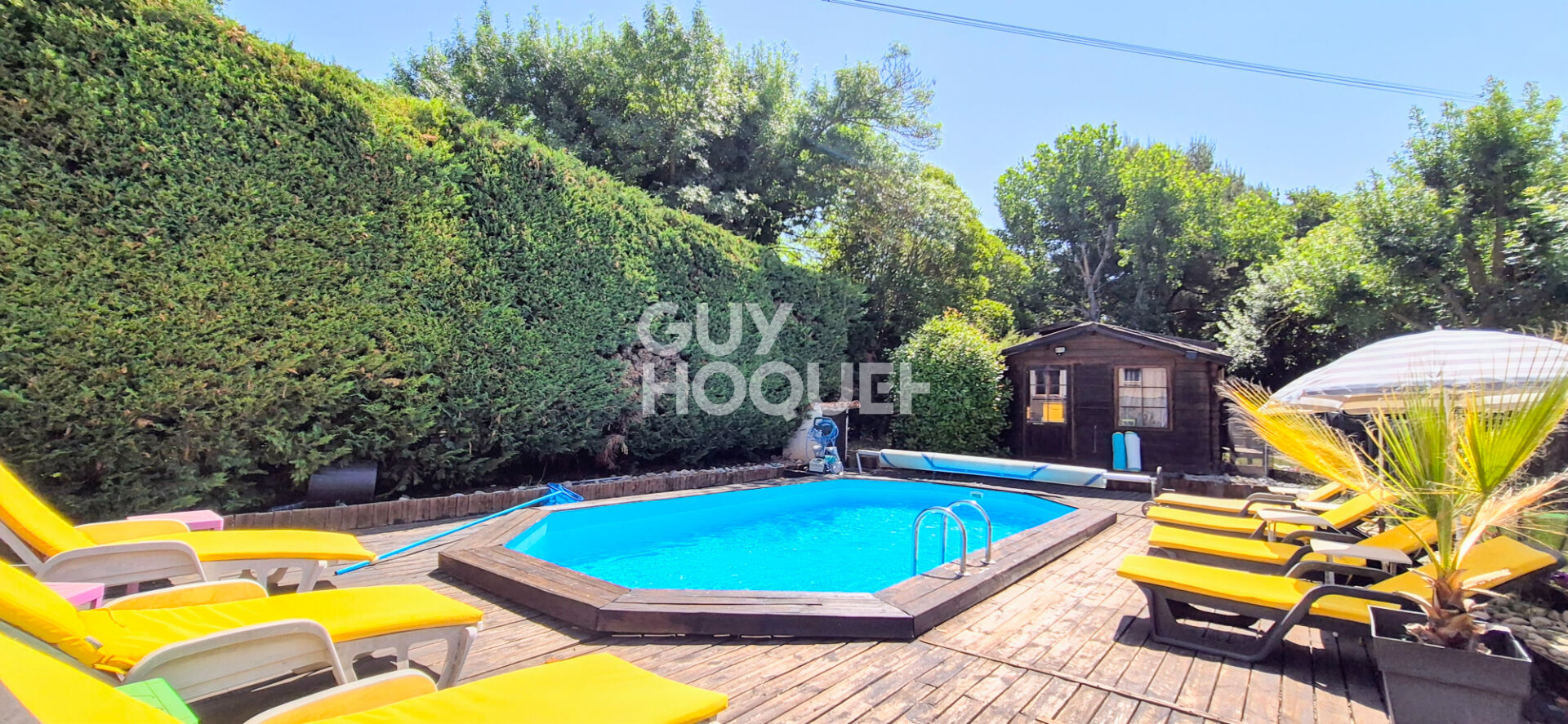 Bouc Bel Air grande maison familiale de 154 m2 sur terrain de 1.216 m2 avec piscine, chalet de 40 m2