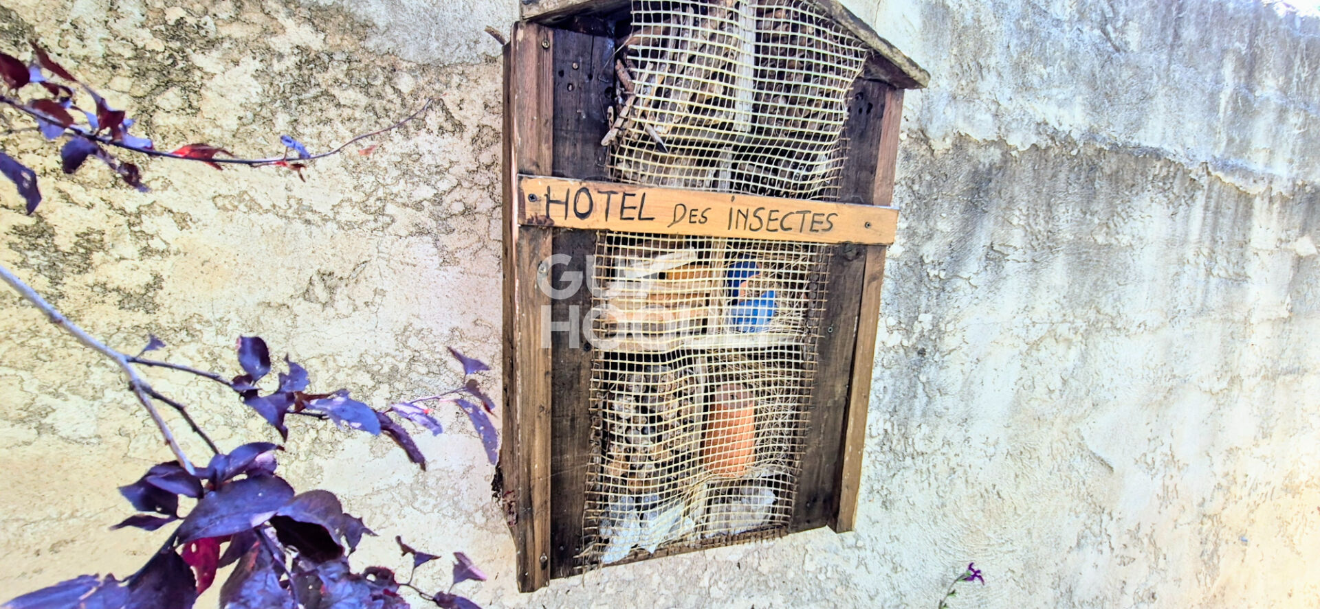 Bouc Bel Air grande maison familiale de 154 m2 sur terrain de 1.216 m2 avec piscine, chalet de 40 m2