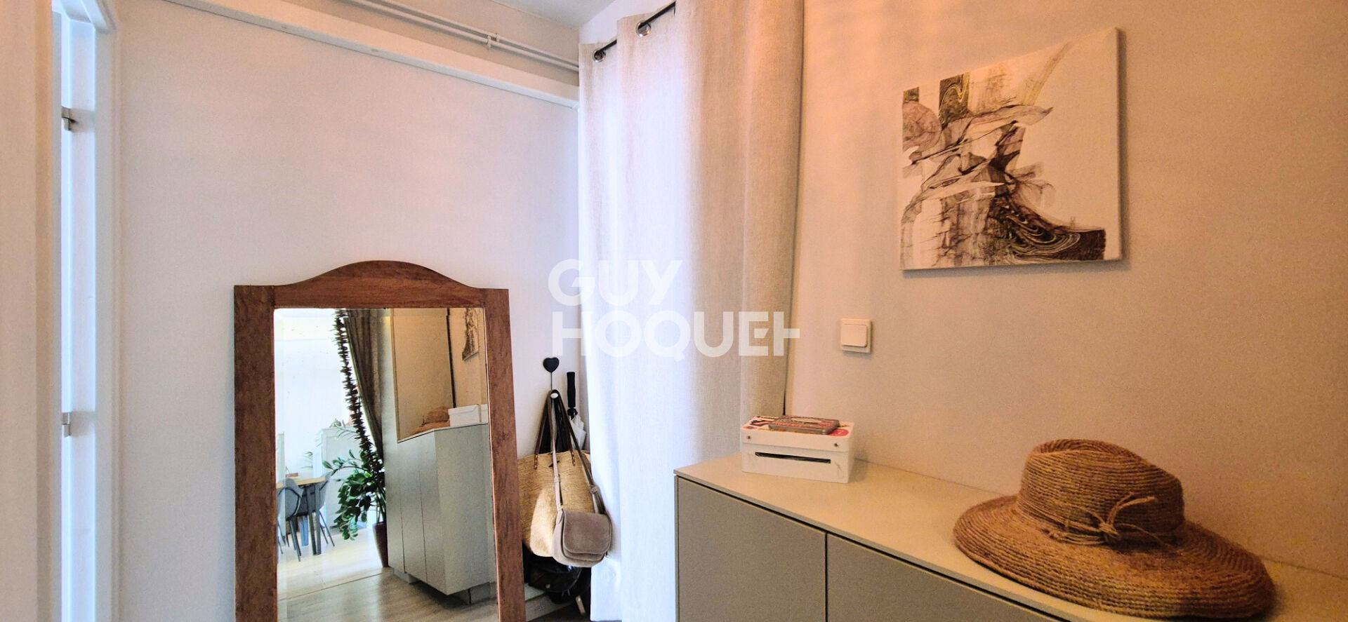 A Calas, maison de plain pied au calme et sans vis à vis, proche commerces  et école