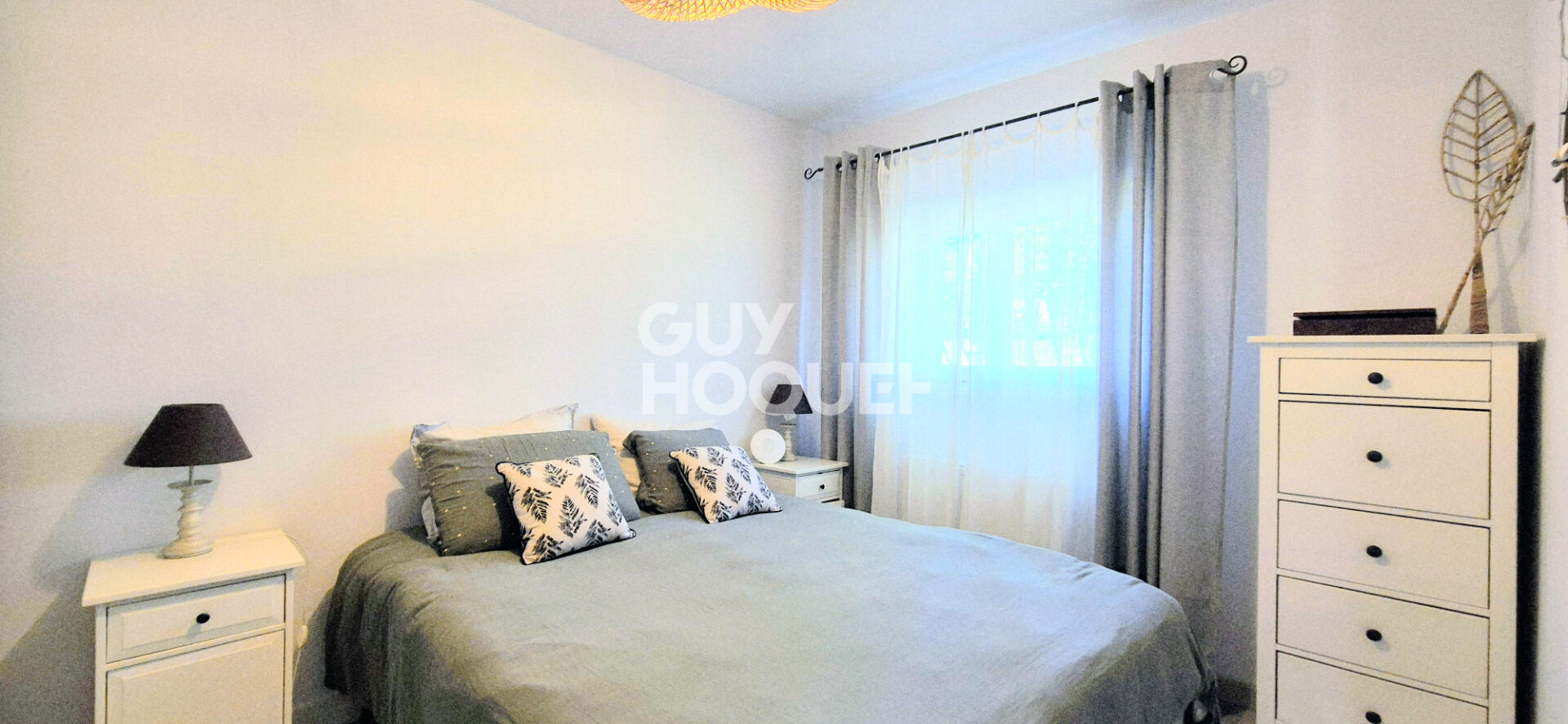 A Calas, maison de plain pied au calme et sans vis à vis, proche commerces  et école