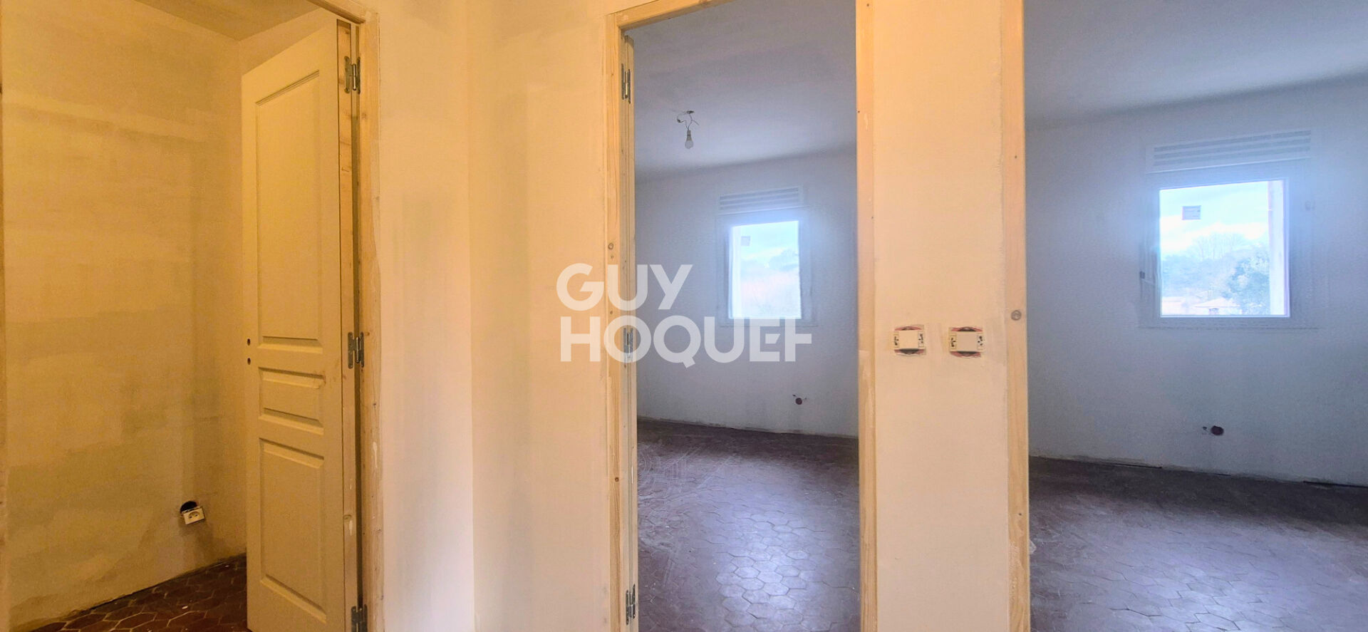 Gardanne, maison de type 7 + maison de type 2/3 sur parcelle de 526 m2