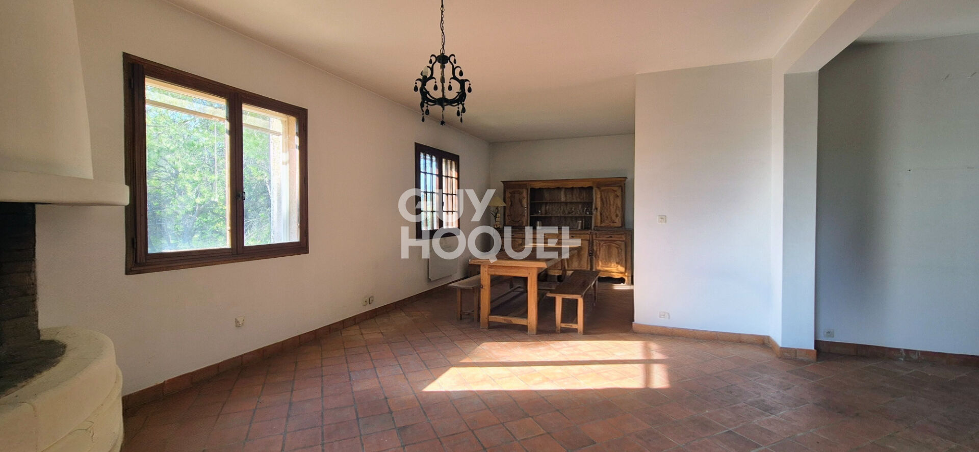 Aix En Provence- 13090-Maison familiale de type 6 pièces sur parcelle de 5866 m2