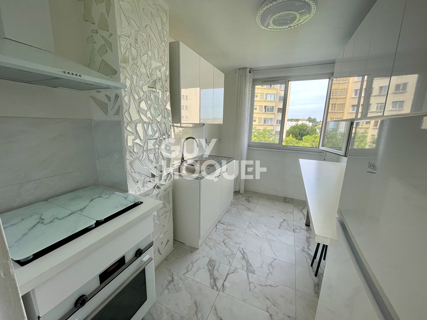 Marseille 13015, appartement 3 pièces de 54 m2 avec loggia/terrasse