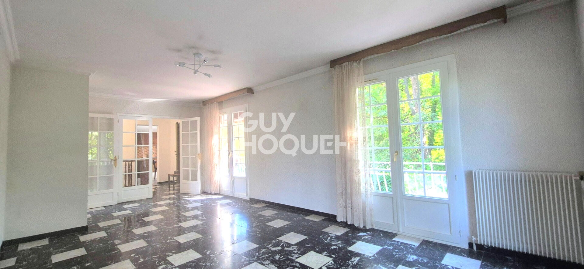 SOUS OFFRE ! Maison familiale de 160 m2 env sur parcelle de 960 m2- Bouc Bel Air