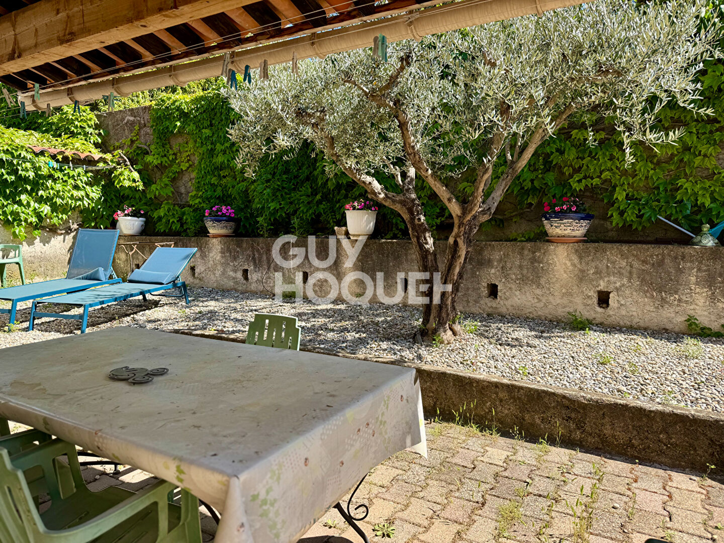 A Aubagne (13400), Maison 6 pièces de 100 m2 avec jardin