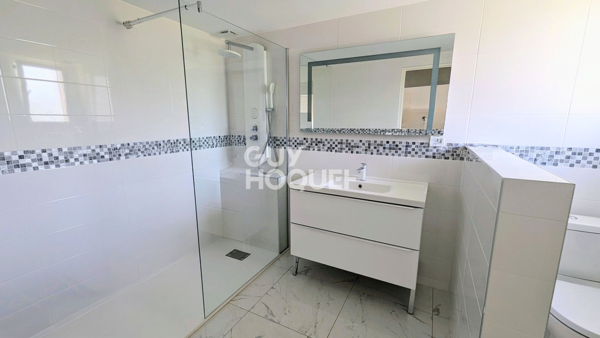 Bouc Bel Air  (13320), Maison de 129 m2  avec extérieurs de 231 m2