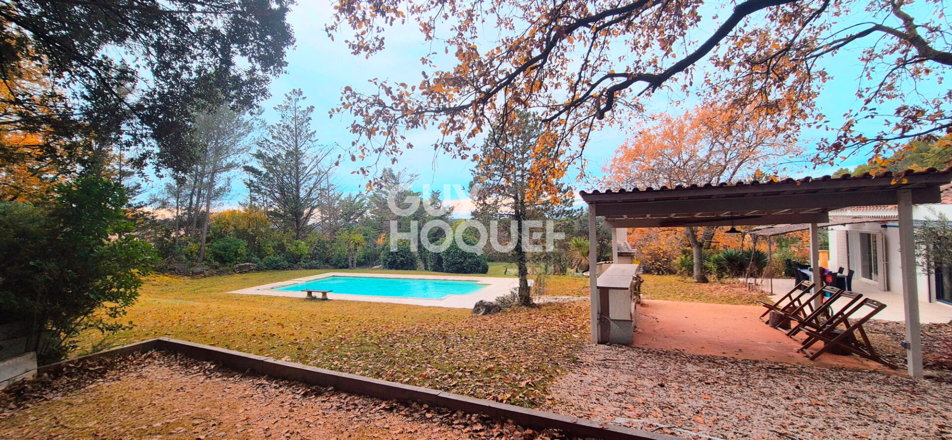 Bouc-Bel-Air - 13320 - Quartier Valcros - Prpriété de 220 m2 sur parcelle de 5200 m2 au calme absolu.